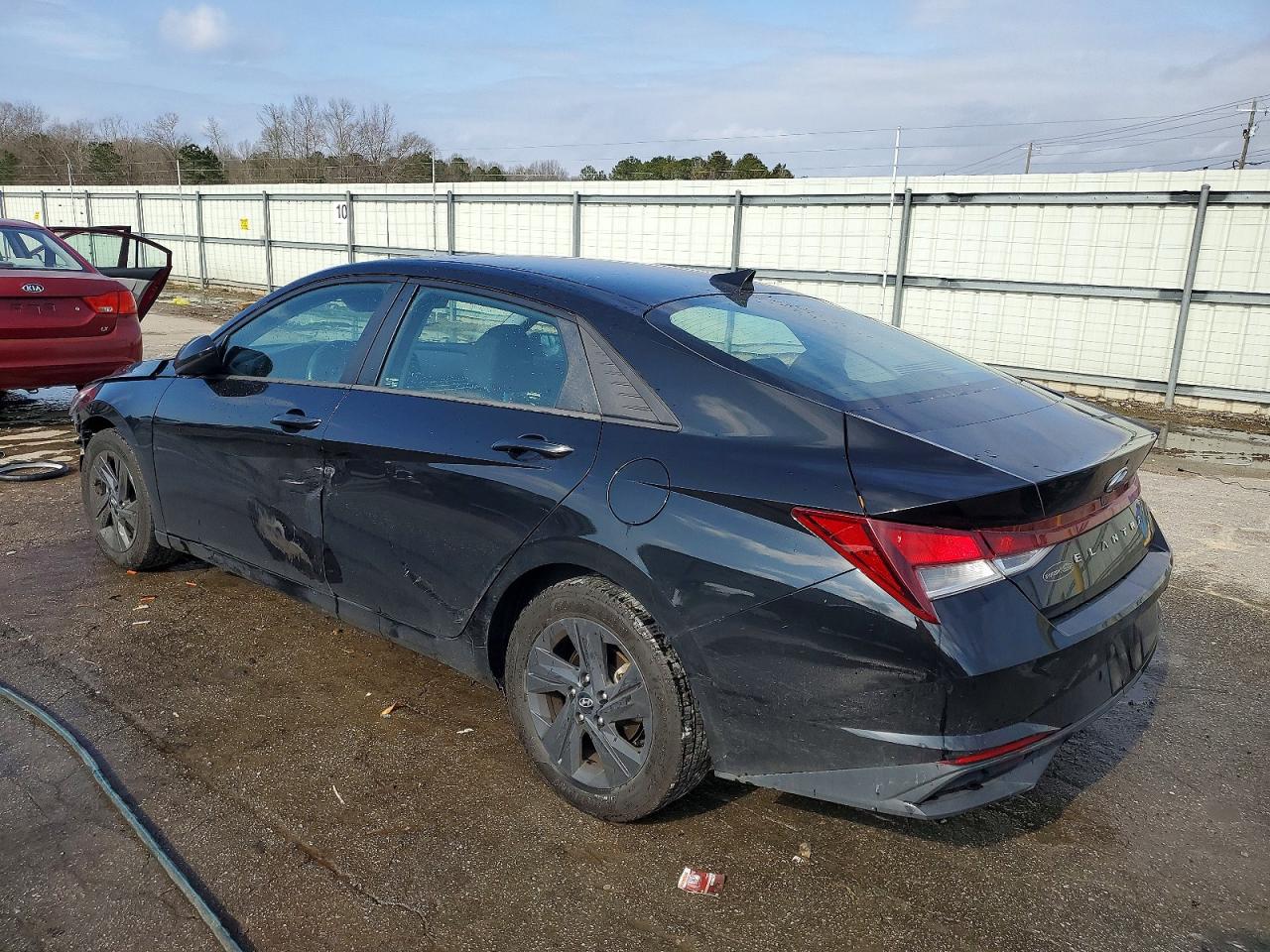 2022 HYUNDAI ELANTRA SEL photo 2