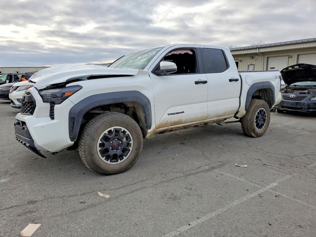 2025 TOYOTA TACOMA