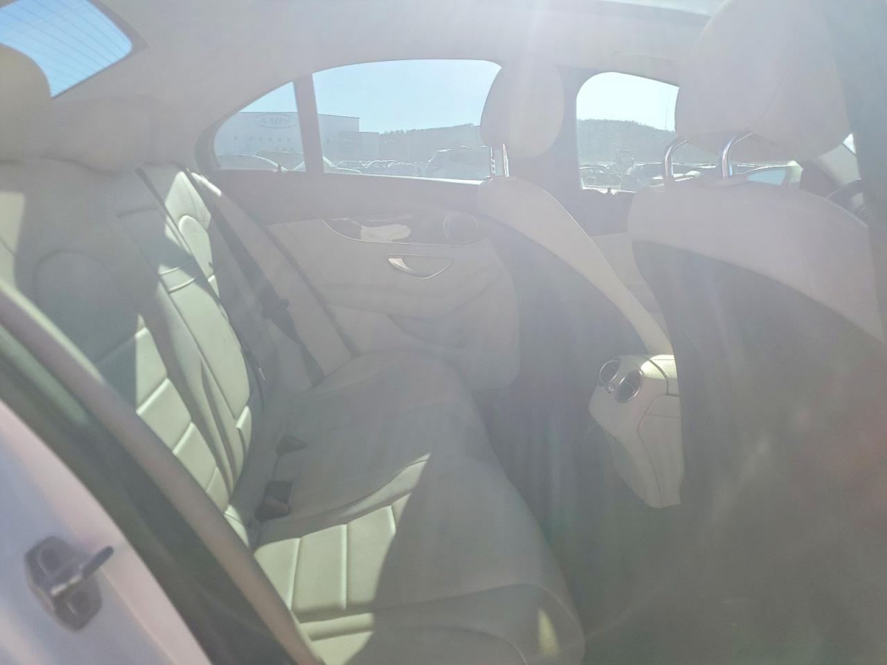 2015 MERCEDES-BENZ C 300 4MATIC photo 19