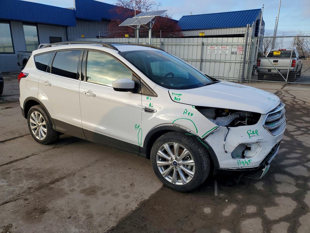 2019 FORD ESCAPE SEL photo 4