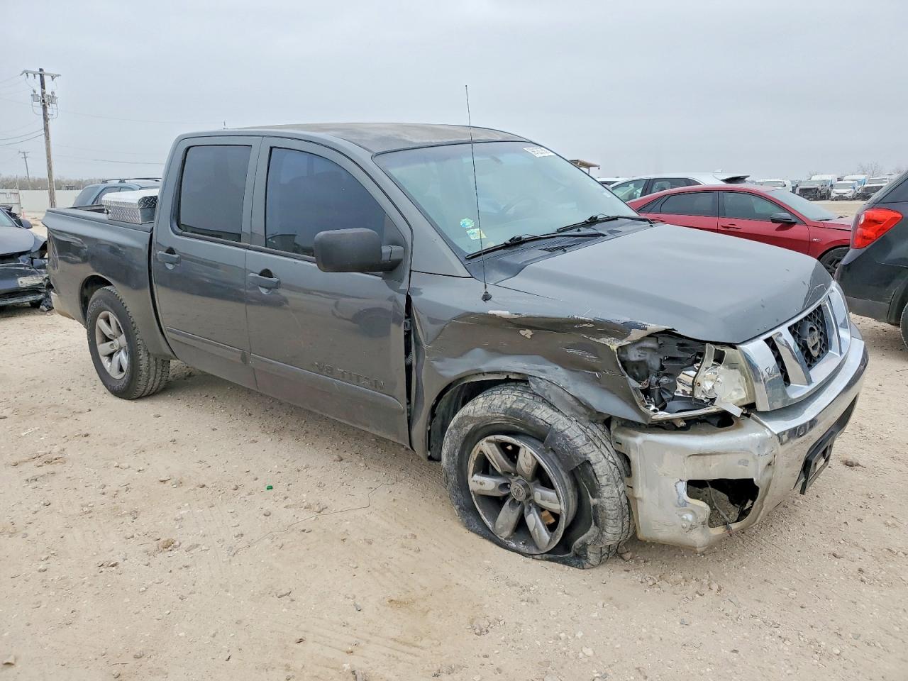 2010 NISSAN TITAN XE photo 4