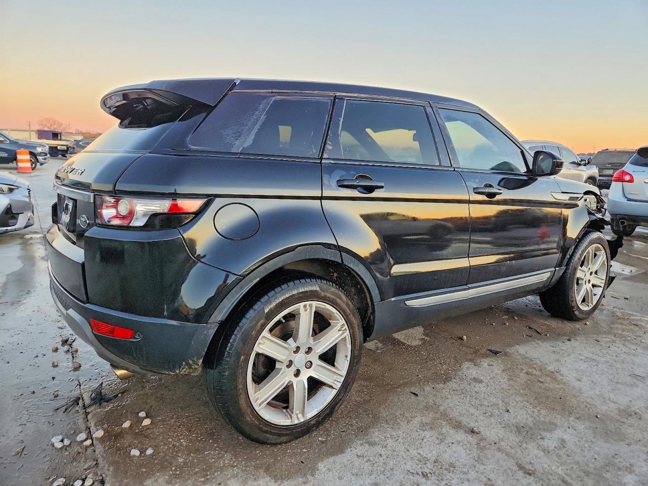 2015 LAND ROVER RANGE ROVER EVOQUE PURE PLUS photo 3