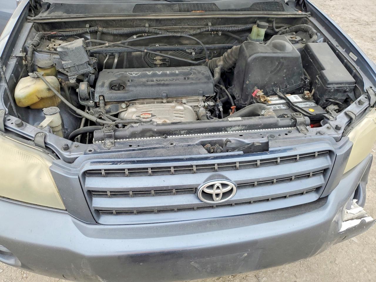 2003 TOYOTA HIGHLANDER photo 12