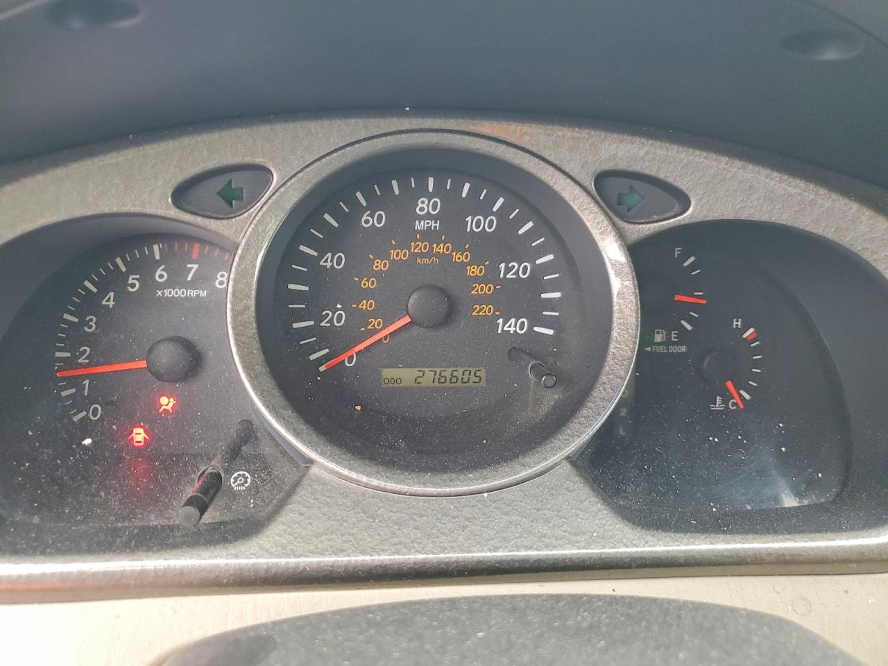 2003 TOYOTA HIGHLANDER photo 9