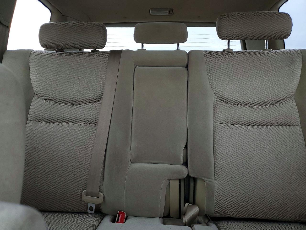 2003 TOYOTA HIGHLANDER photo 10