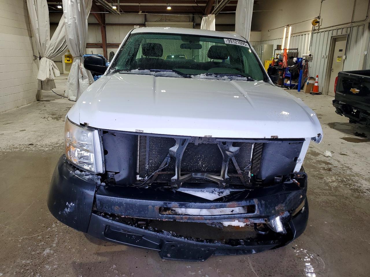 2010 CHEVROLET SILVERADO C1500 photo 5