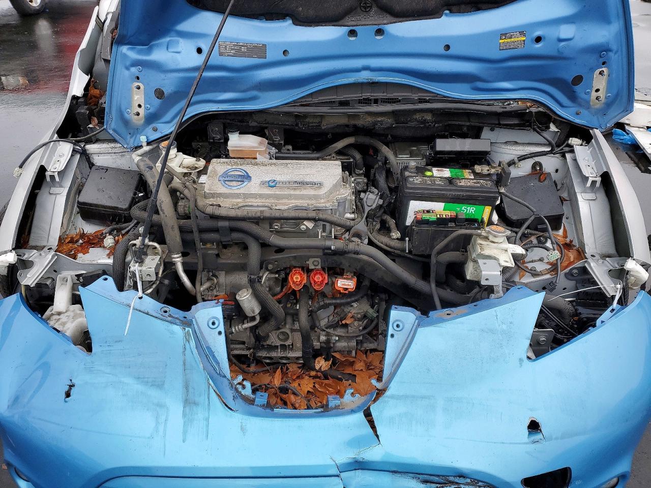 2012 NISSAN LEAF SV photo 21