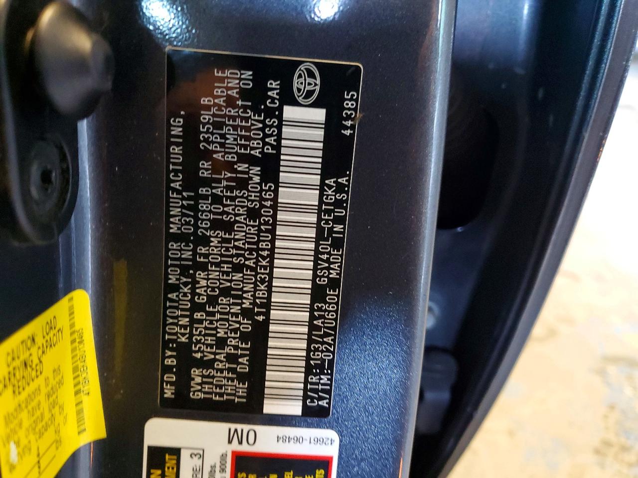 2011 TOYOTA CAMRY SE photo 12