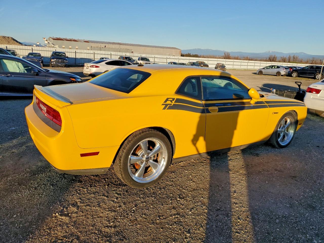 2012 DODGE CHALLENGER R/T photo 3