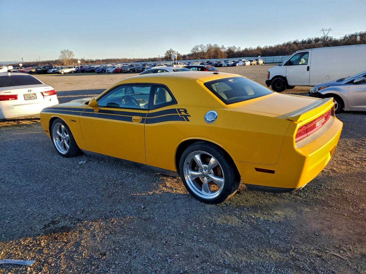 2012 DODGE CHALLENGER R/T photo 2