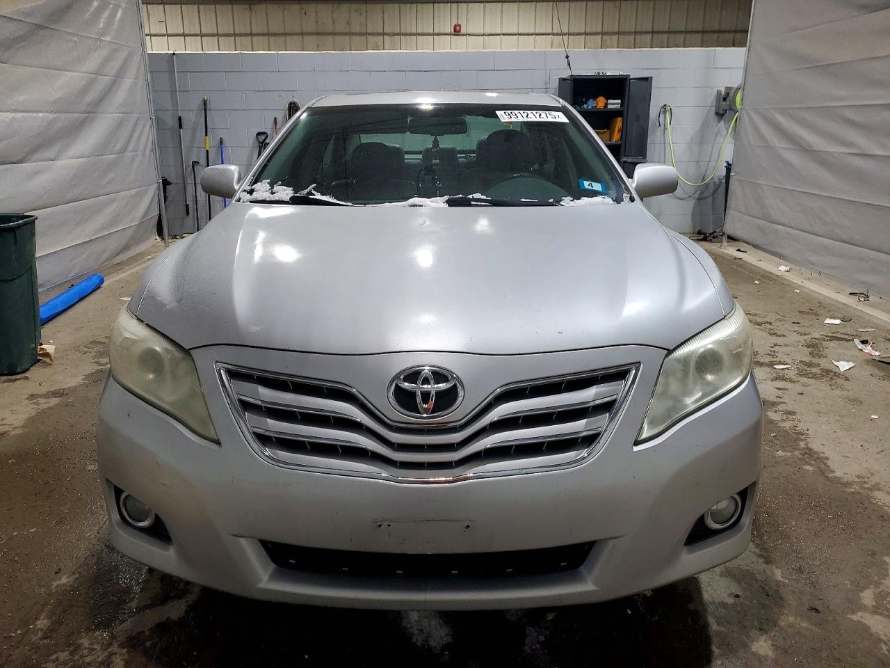 2011 TOYOTA CAMRY BASE photo 5