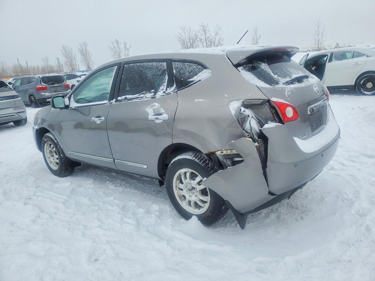 2013 NISSAN ROGUE S photo 2
