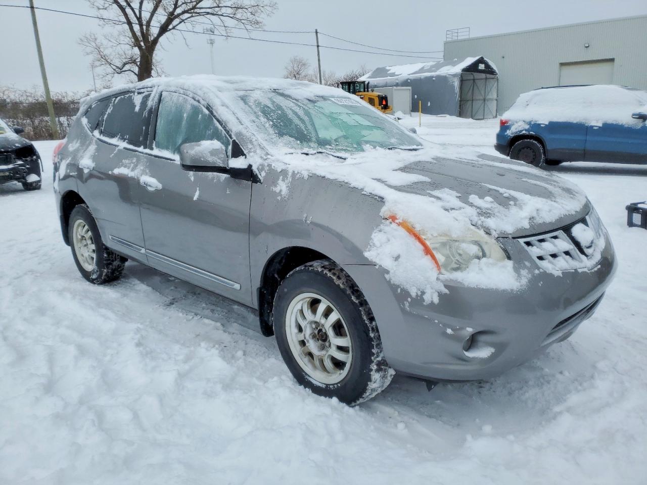 2013 NISSAN ROGUE S photo 4