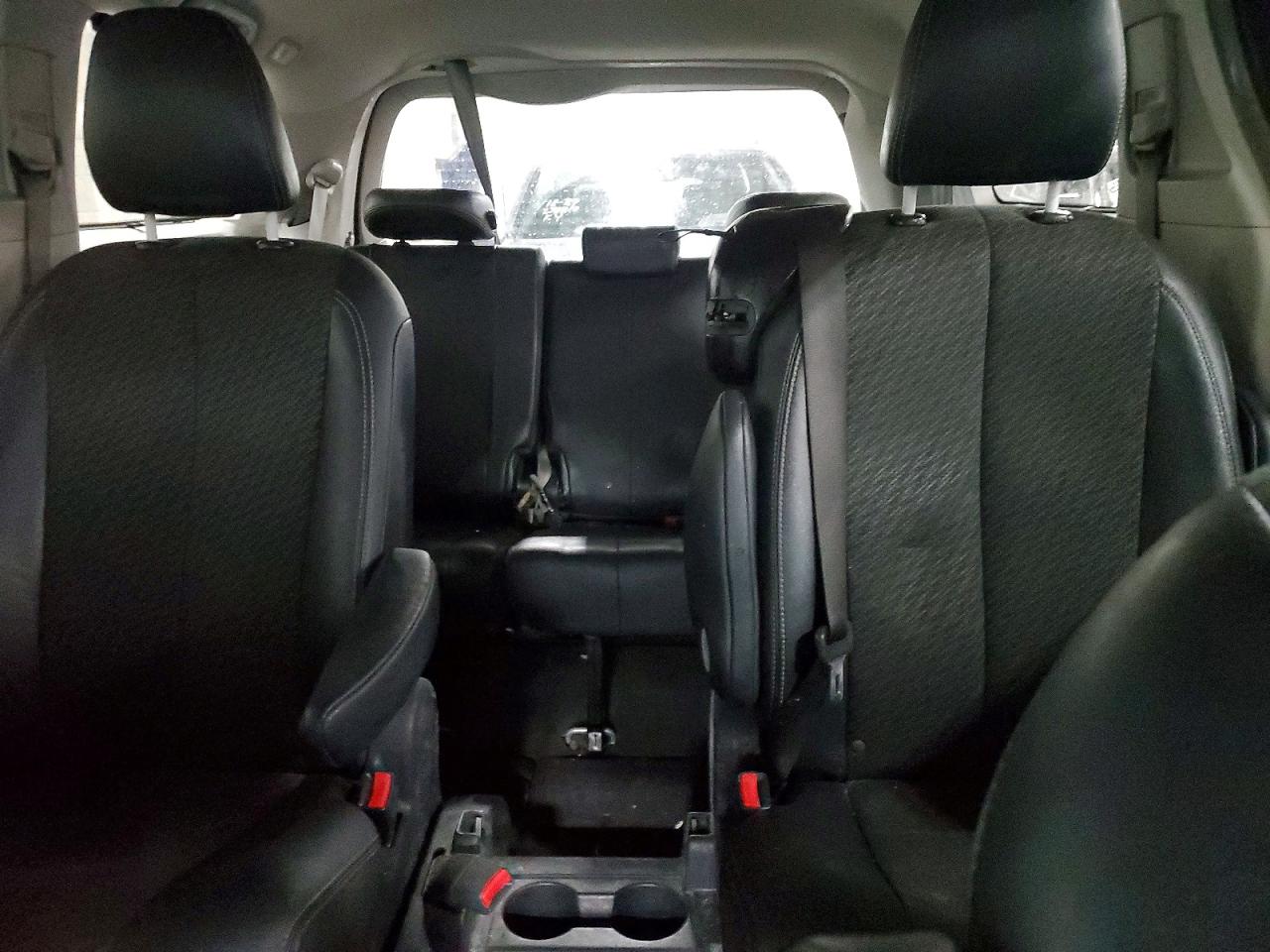 2013 TOYOTA SIENNA SPORT photo 10