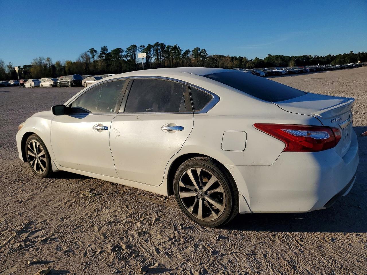 2016 NISSAN ALTIMA 2.5 photo 2