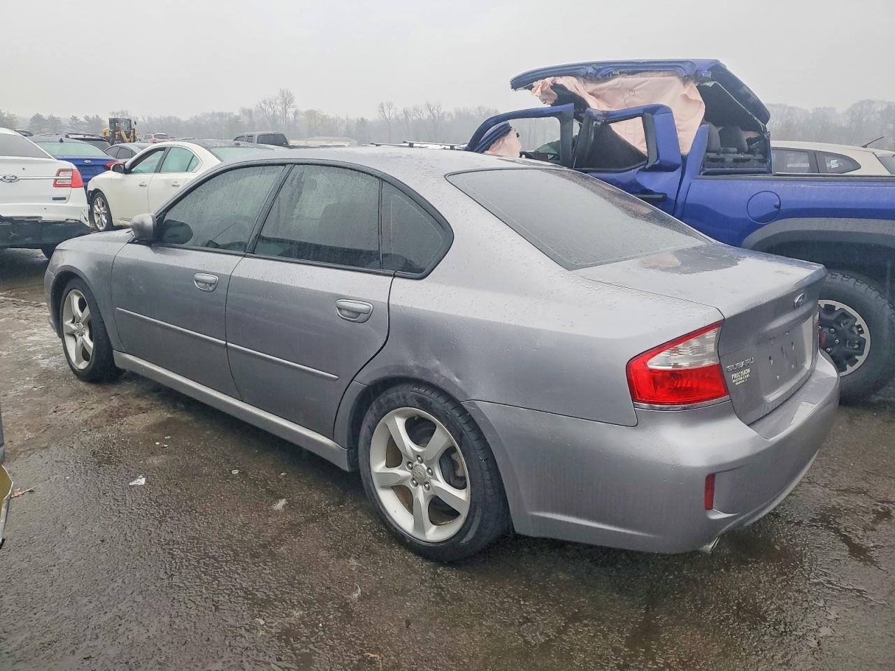2008 SUBARU LEGACY photo 2