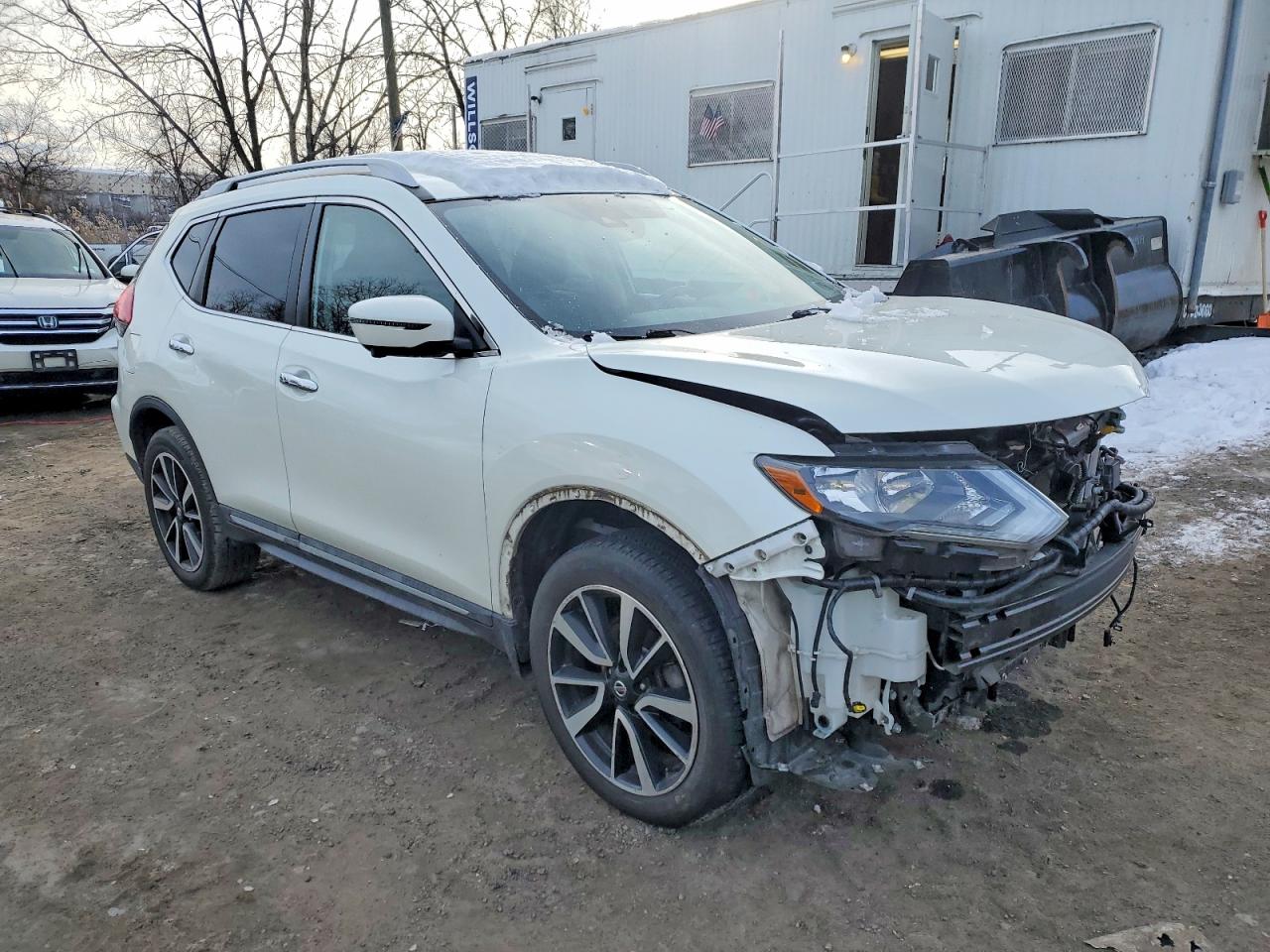 2019 NISSAN ROGUE S photo 4