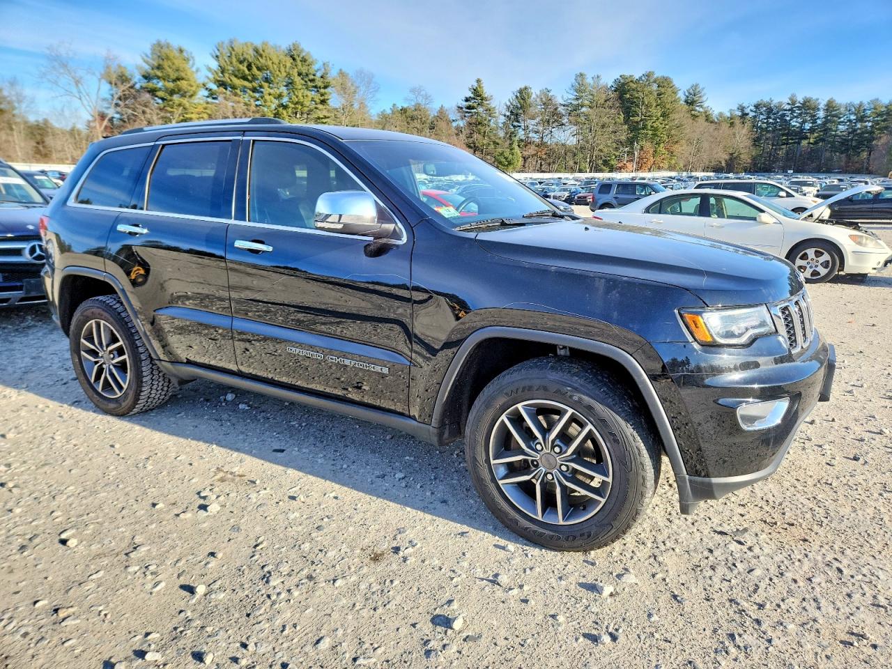 2019 JEEP GRAND CHEROKEE LIMITED photo 4