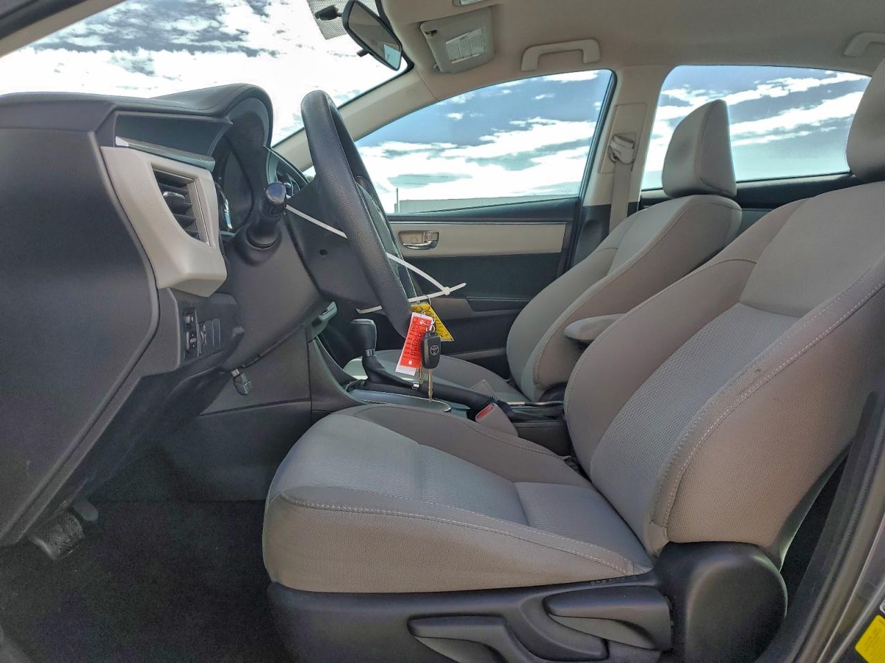 2016 TOYOTA COROLLA L photo 7