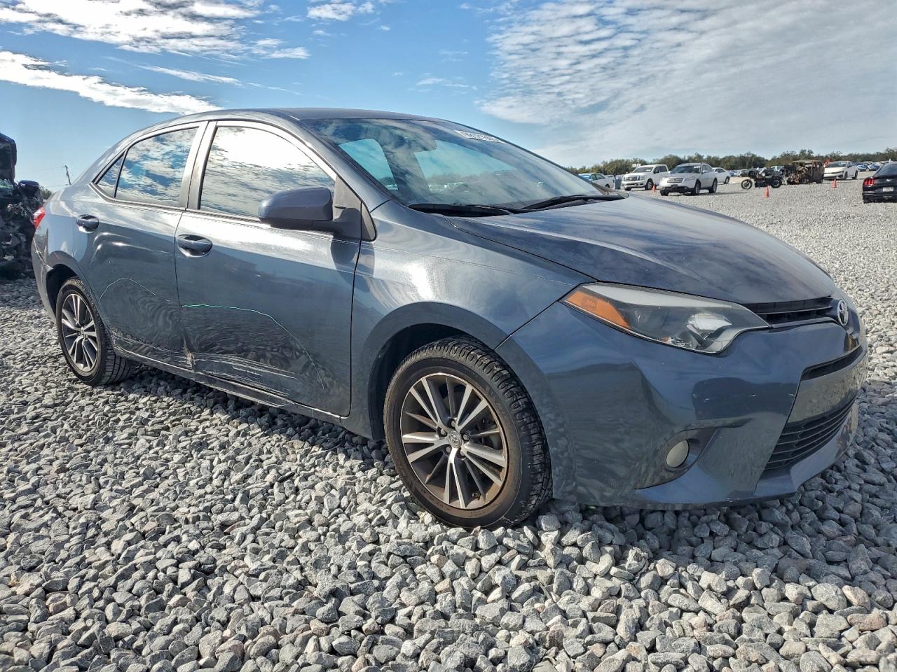 2016 TOYOTA COROLLA L photo 4