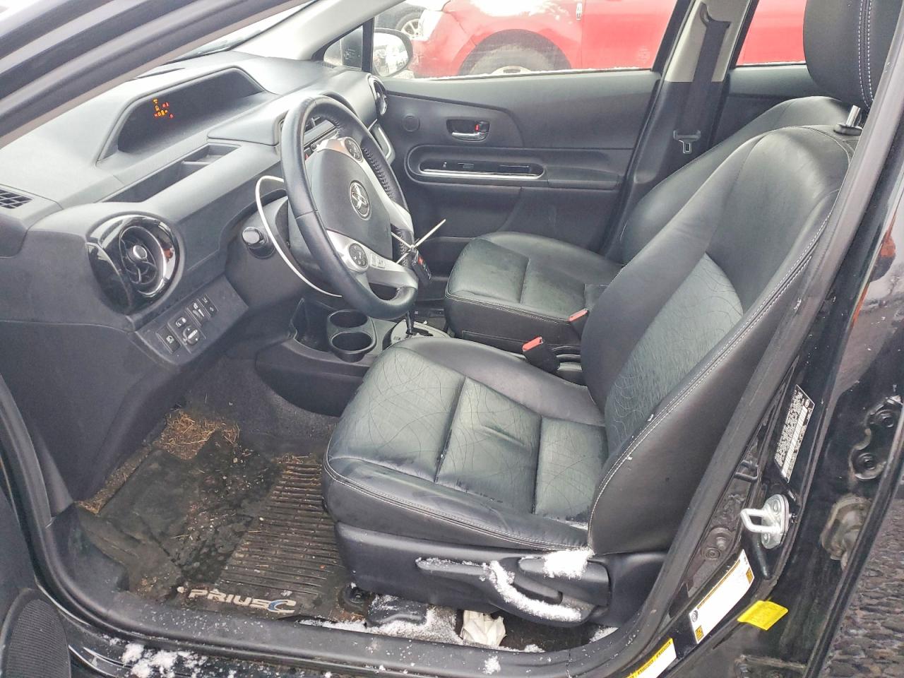 2017 TOYOTA PRIUS C photo 7
