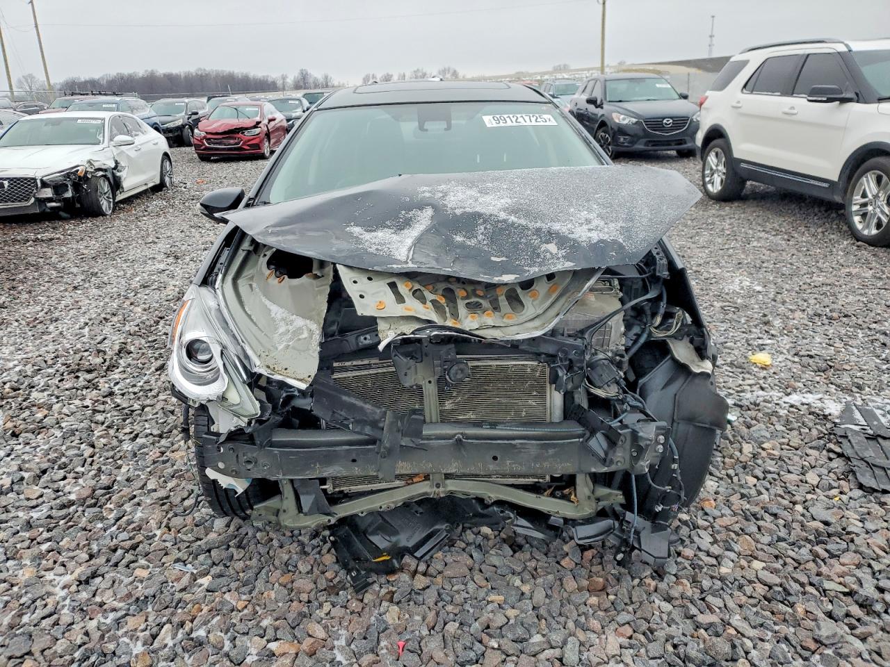 2017 TOYOTA PRIUS C photo 5