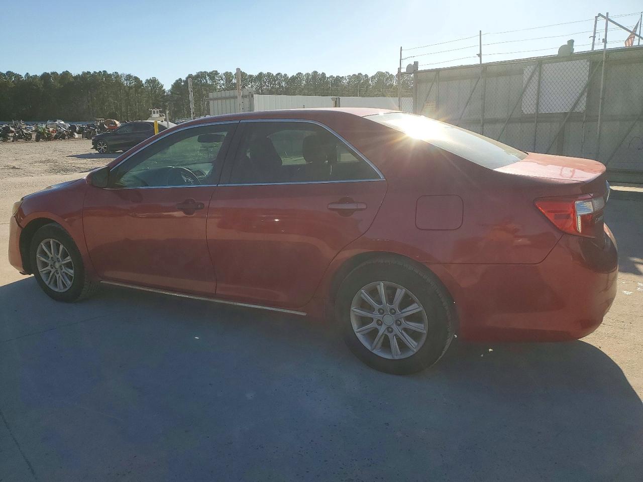 2012 TOYOTA CAMRY BASE photo 2