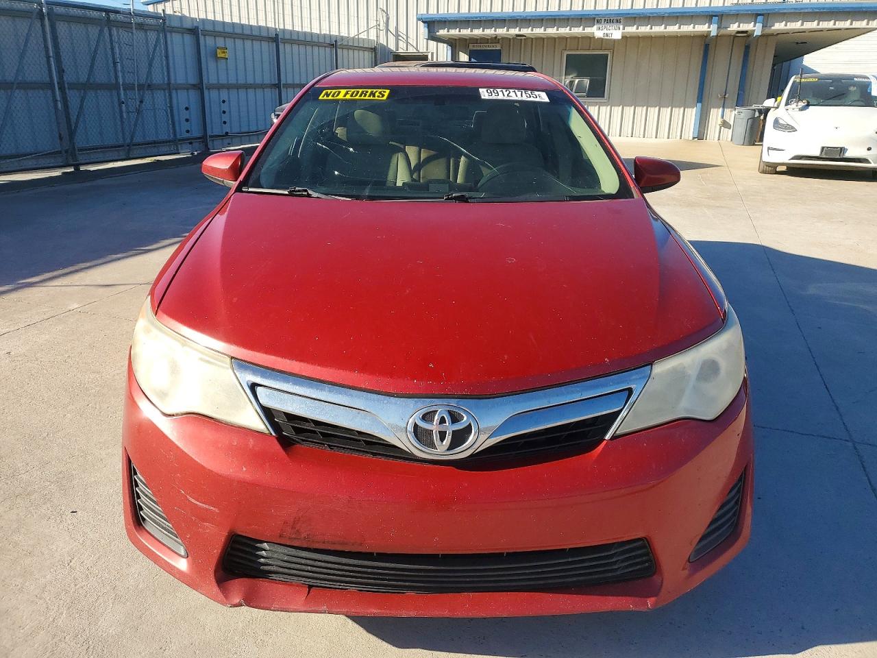 2012 TOYOTA CAMRY BASE photo 5