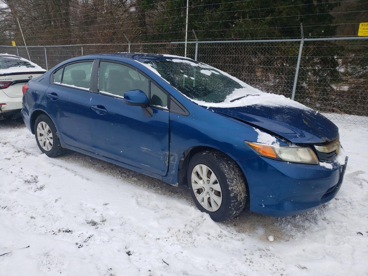 2012 HONDA CIVIC LX photo 4