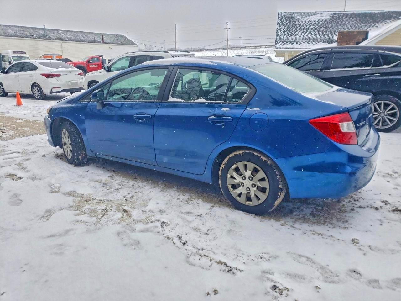2012 HONDA CIVIC LX photo 2
