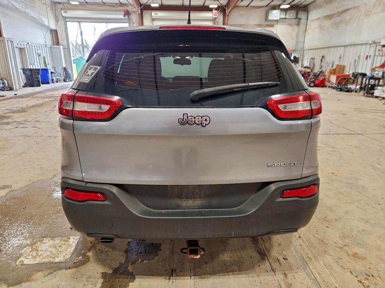 2015 JEEP CHEROKEE SPORT photo 6