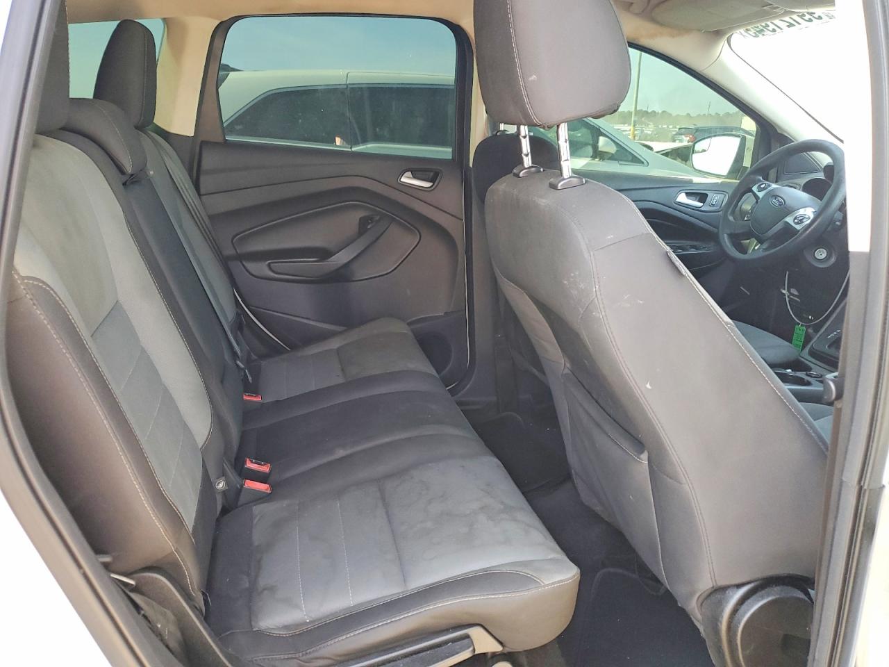 2016 FORD ESCAPE SE photo 10