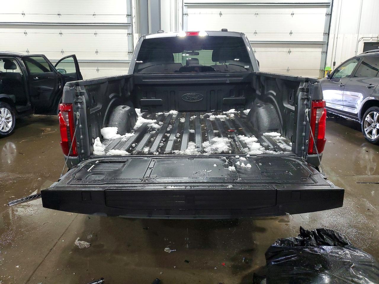 2024 FORD F150 XLT photo 6