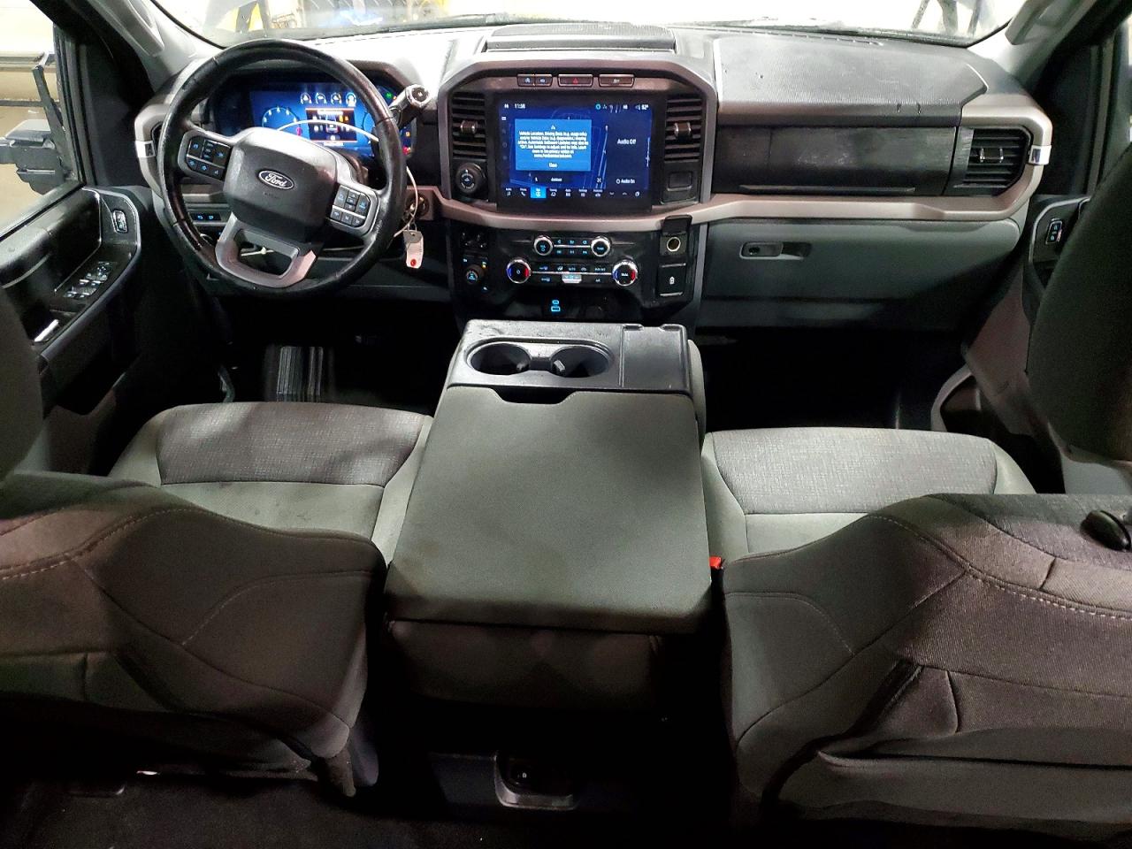 2024 FORD F150 XLT photo 8