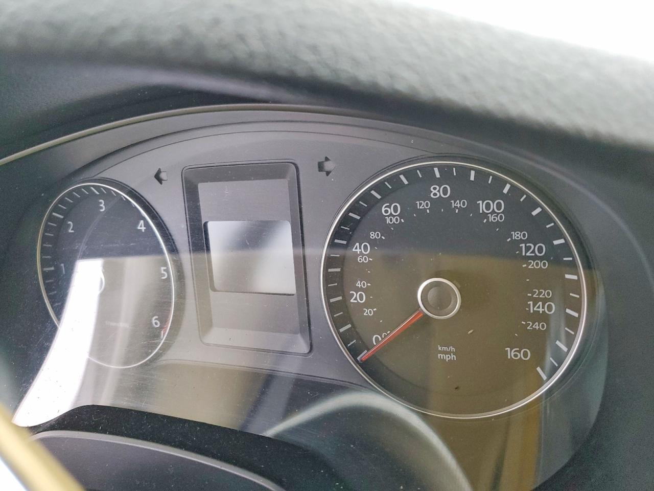 2014 VOLKSWAGEN JETTA TDI photo 17