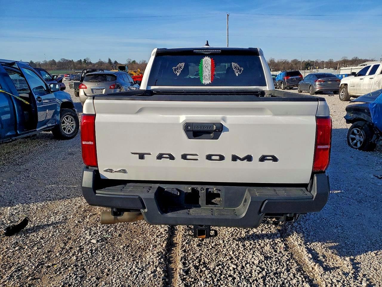2024 TOYOTA TACOMA DOUBLE CAB photo 6