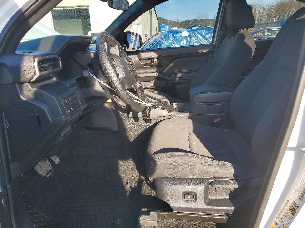 2024 TOYOTA TACOMA DOUBLE CAB photo 7