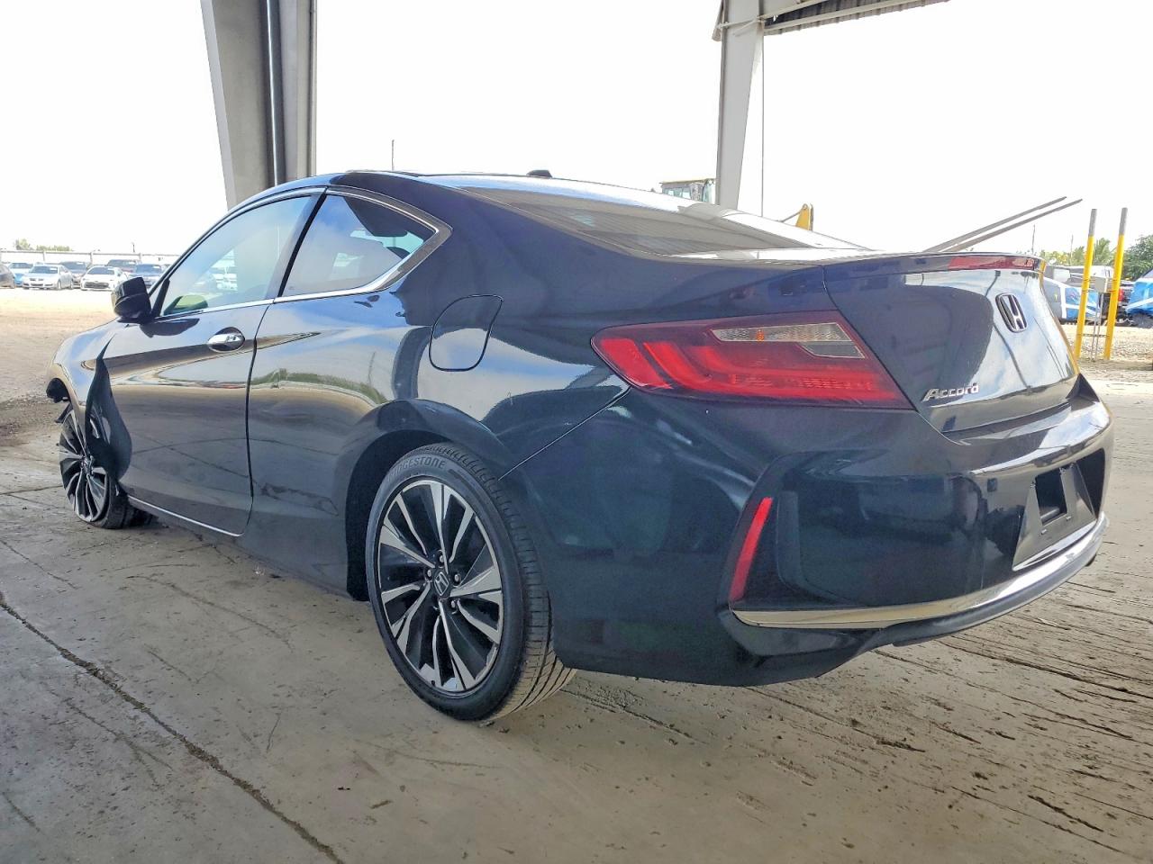2017 HONDA ACCORD EXL photo 2