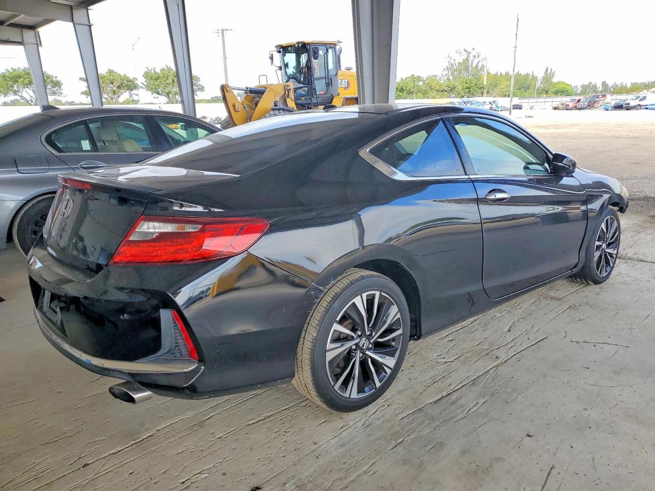 2017 HONDA ACCORD EXL photo 3