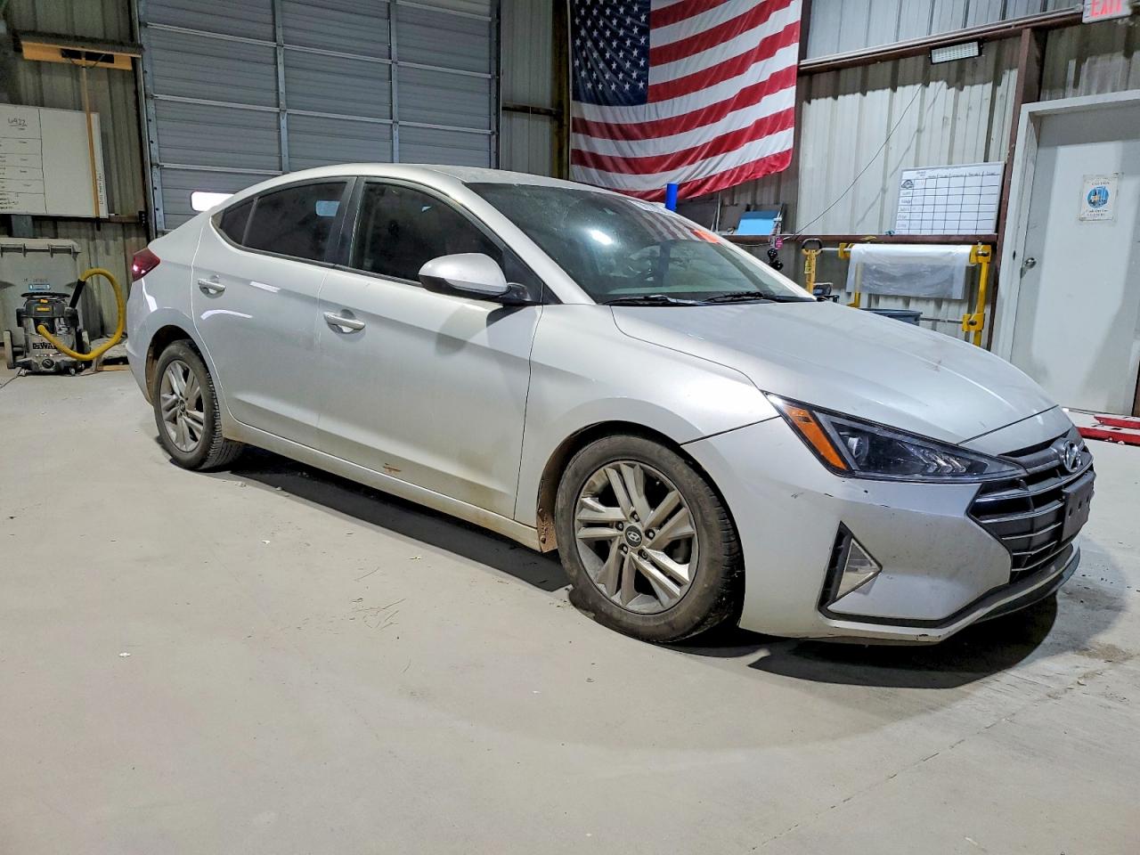 2020 HYUNDAI ELANTRA SEL photo 4