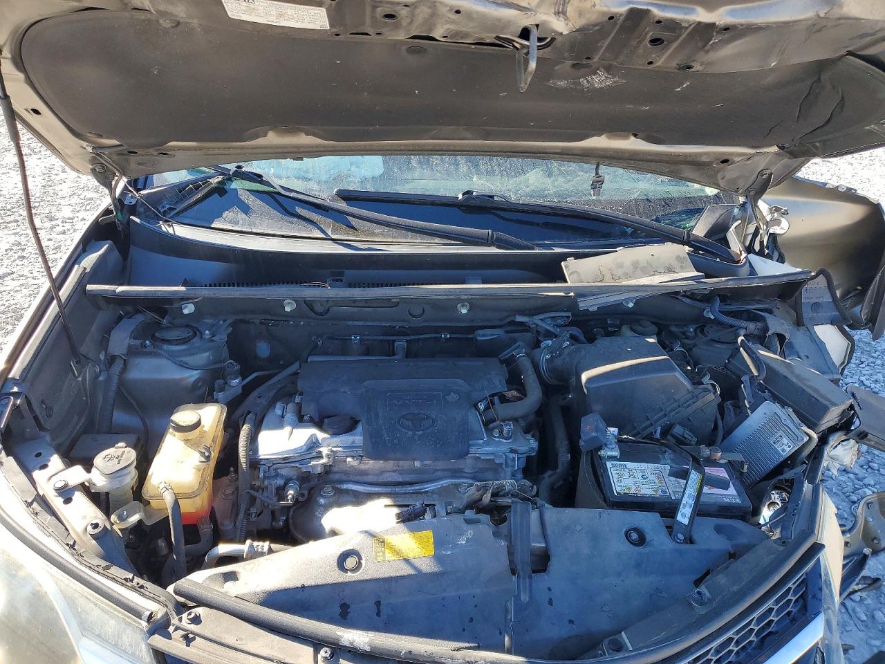 2014 TOYOTA RAV4 LE photo 21