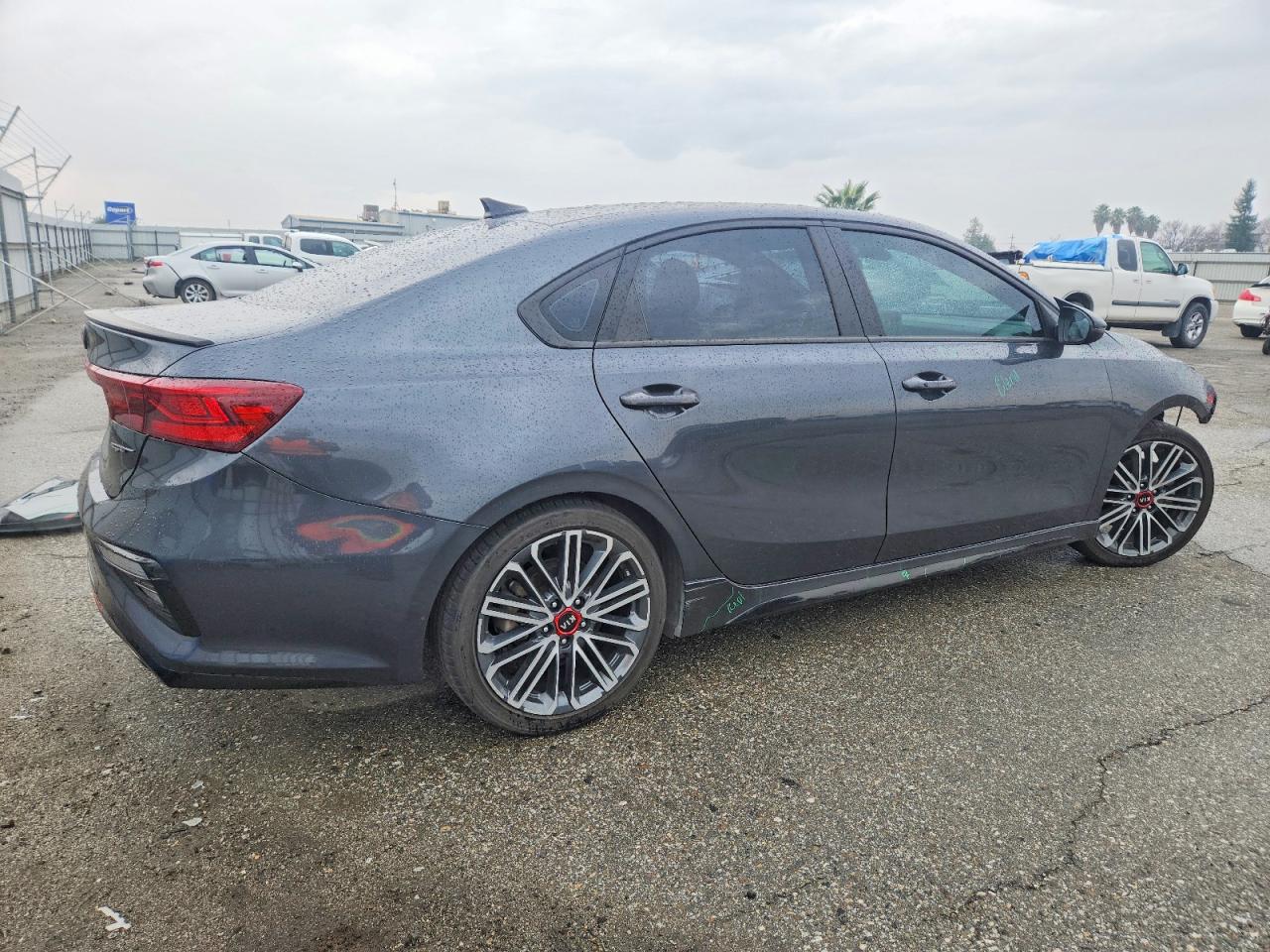 2021 KIA FORTE GT photo 3