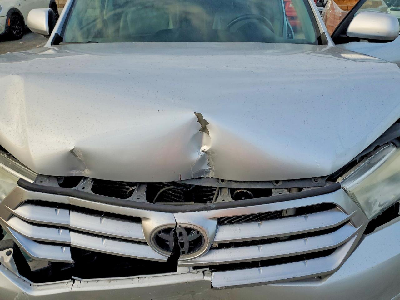 2013 TOYOTA HIGHLANDER LIMITED photo 12