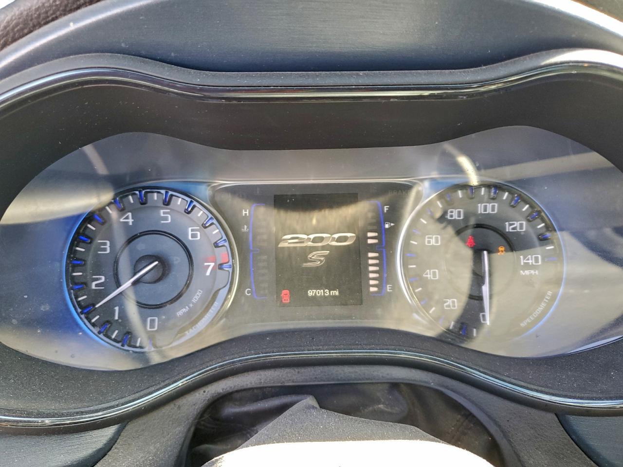 2015 CHRYSLER 200 S photo 9