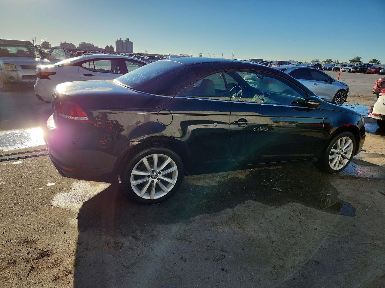 2012 VOLKSWAGEN EOS KOMFORT photo 5