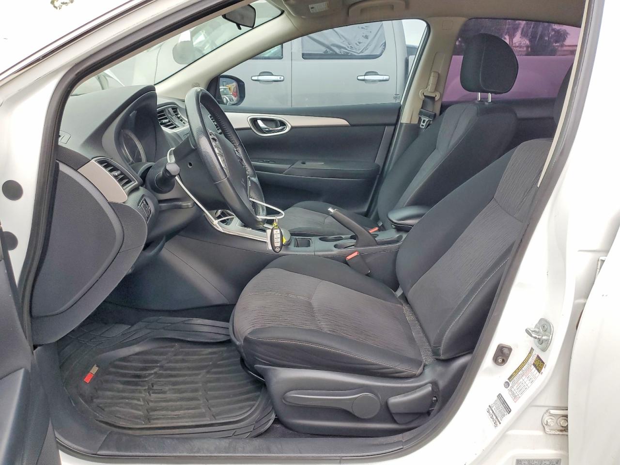 2015 NISSAN SENTRA S photo 7