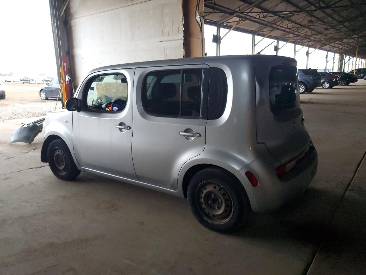 2010 NISSAN CUBE BASE photo 2