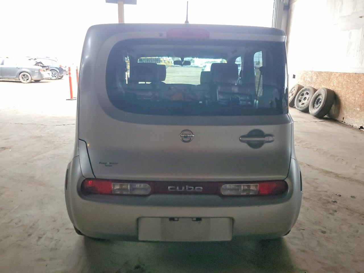 2010 NISSAN CUBE BASE photo 6
