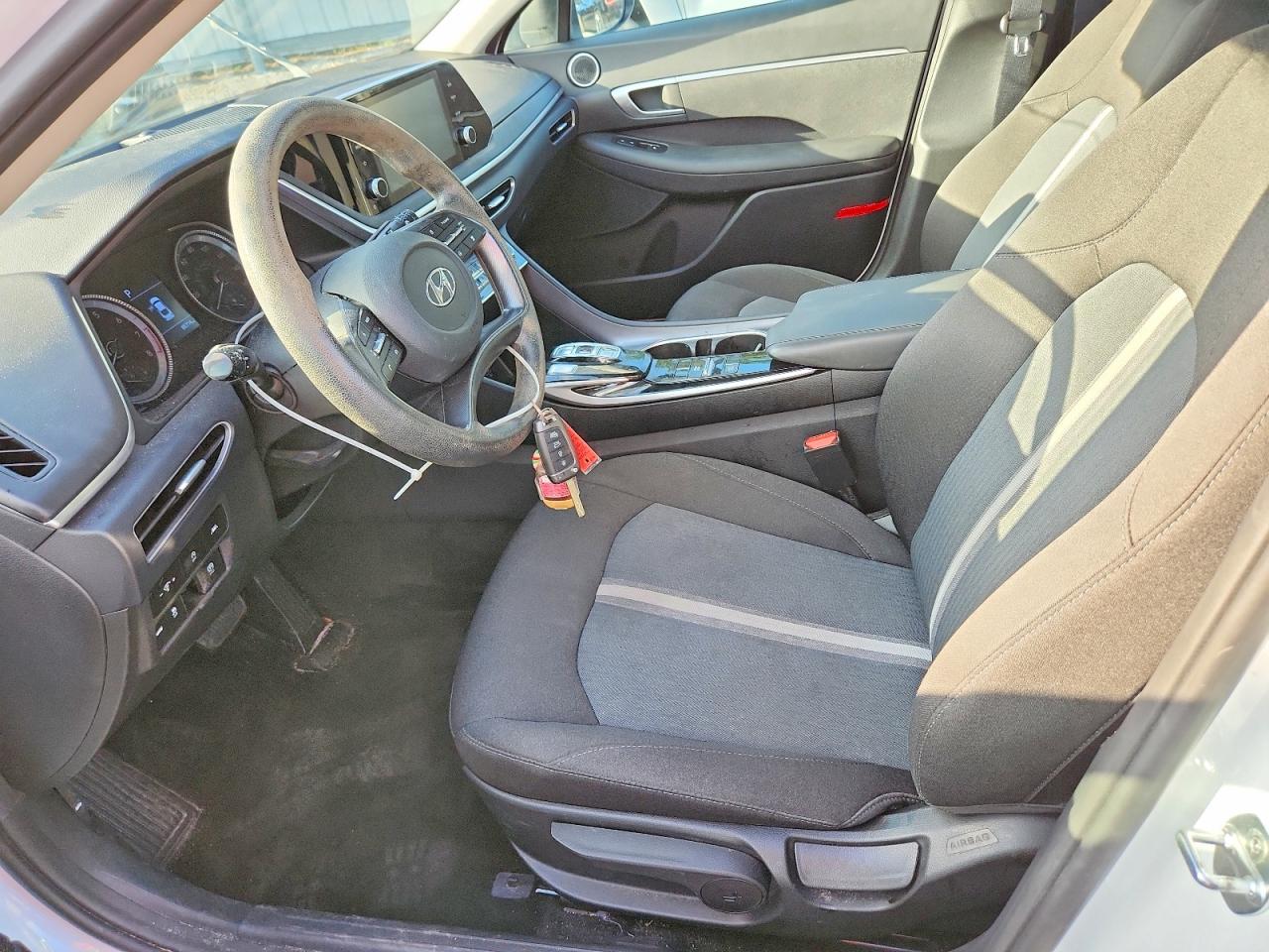 2020 HYUNDAI SONATA SE photo 7