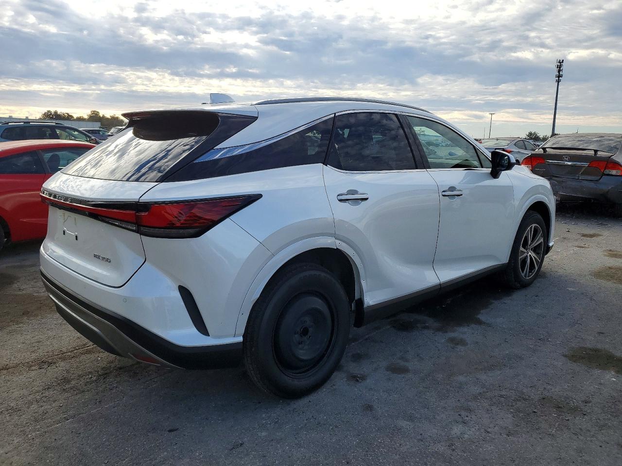 2025 LEXUS RX 350 PREMIUM photo 3